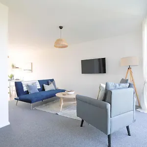 Stayright 2bed Overlooking Water With Free Parking And 2 Bathrooms Apartment