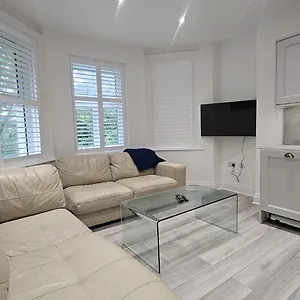 https://3-methuen-close.bournemouth-hotels.org